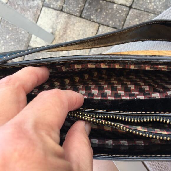 Etienne Wicker Purse HandBag Pocket Zip Shoulder bag Black Patent Leather - Picture 9 of 9